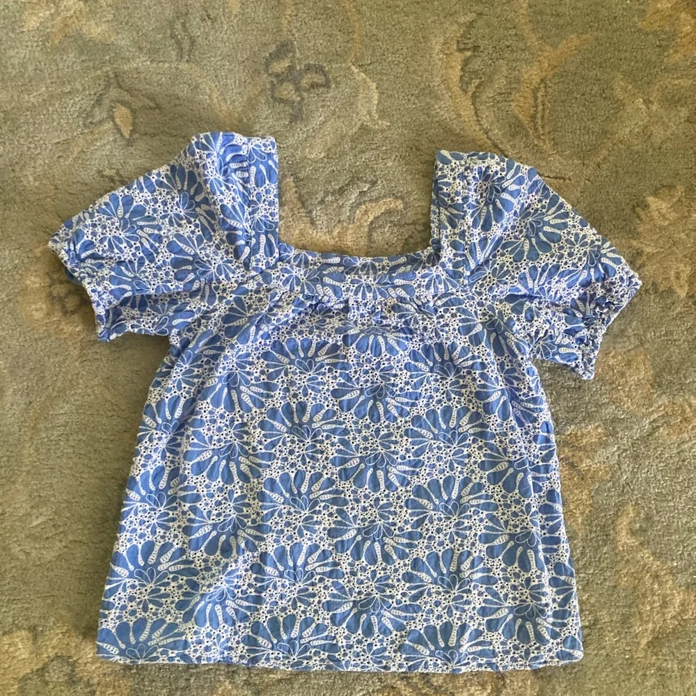 Loft Eyelet Bubble Sleeve Square Neck Top Size Small EUC